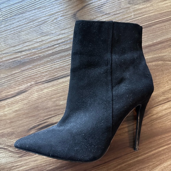 Steve Madden Suede Booties - Picture 1 of 5